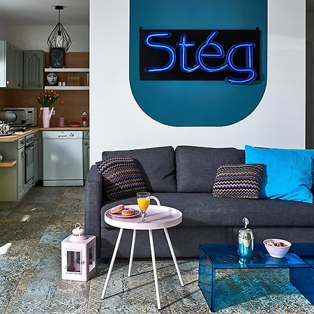 Steg Boutique * Balatonszarszo